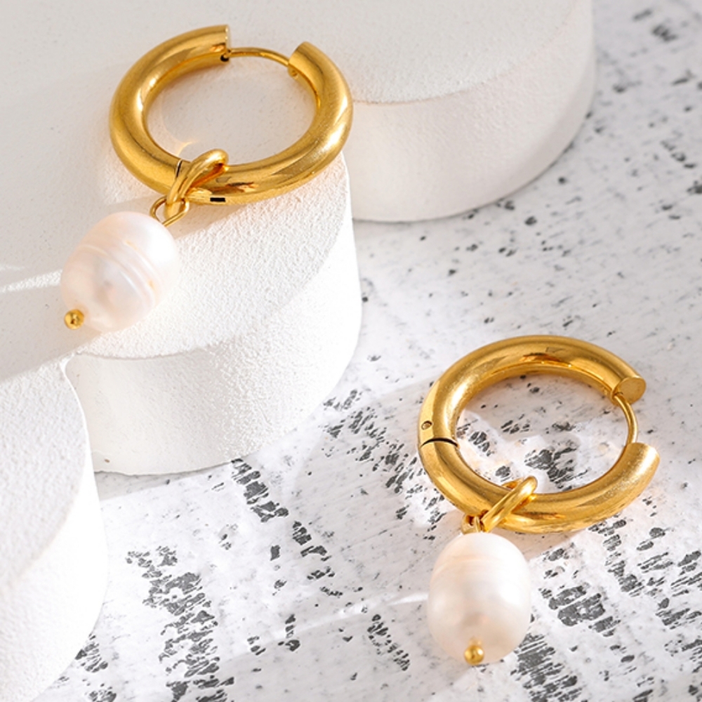 Exquisite Dangle Pearl Earrings - Picture 2 of 7